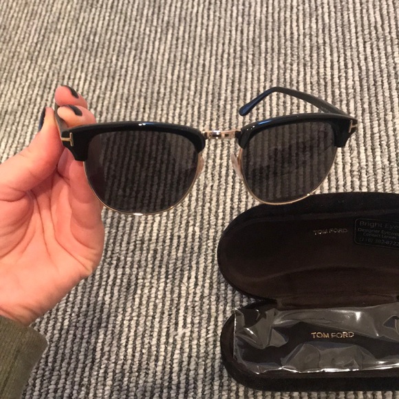 Tom Ford men’s sunglasses worn once !